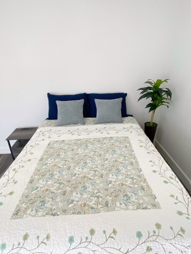 Foto del edificio - 416 N Lee Ave