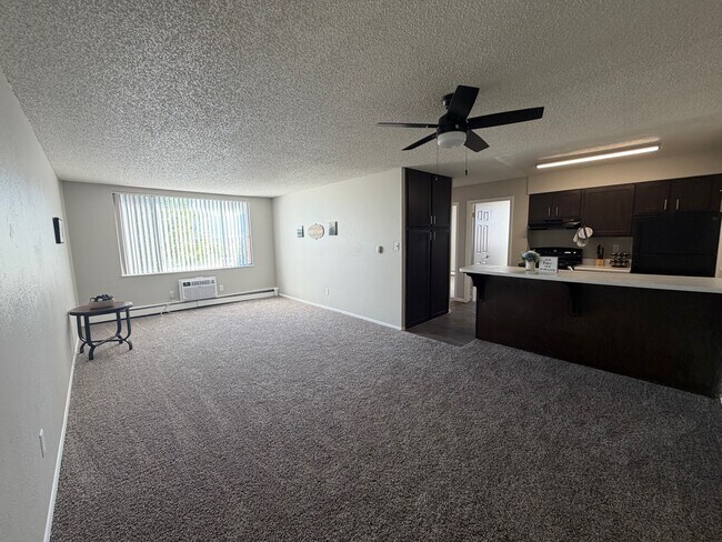 2 habitaciones, 1 baño - 850 pies cuadrados - Dormitorio - Spring Creek