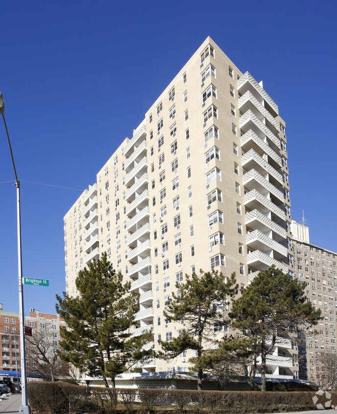 Seacoast Towers Co Op Apartments Brooklyn Ny Apartments Com