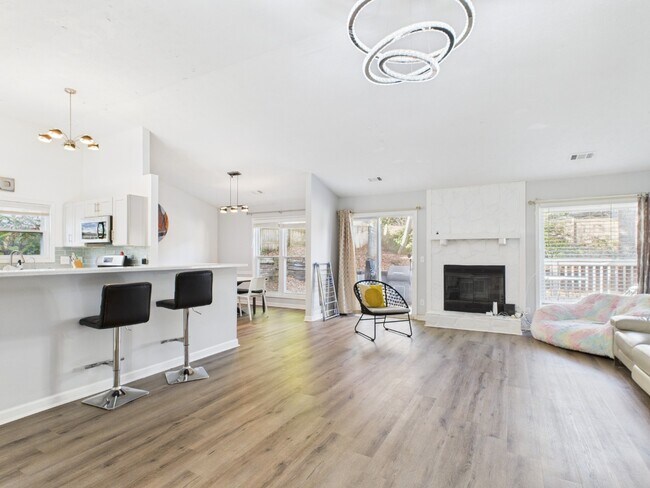 Foto del edificio - Beautiful Ranch Home for Rent – Top Schools, Prime Location!