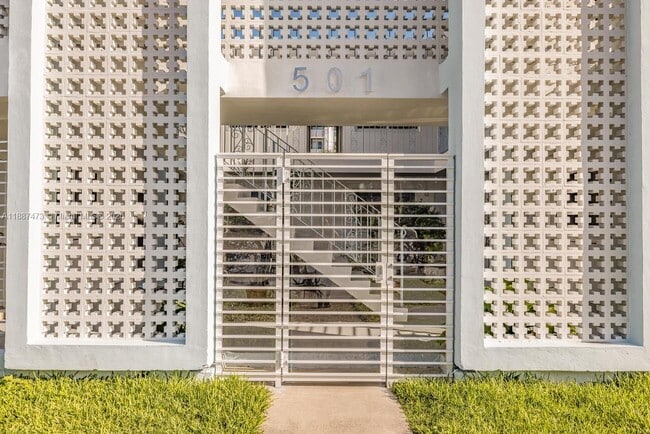Foto del edificio - 501 NE 82nd Terrace