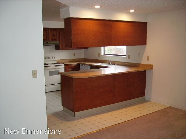 Foto del edificio - 3 br, 2 bath House - 3095 Round Mountain Road