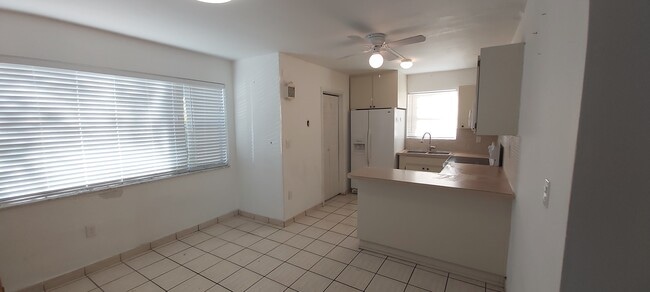 Photo - 235 Bird Rd Apartments