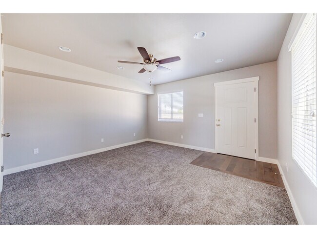 Building Photo - 4042 Sunbury Ln