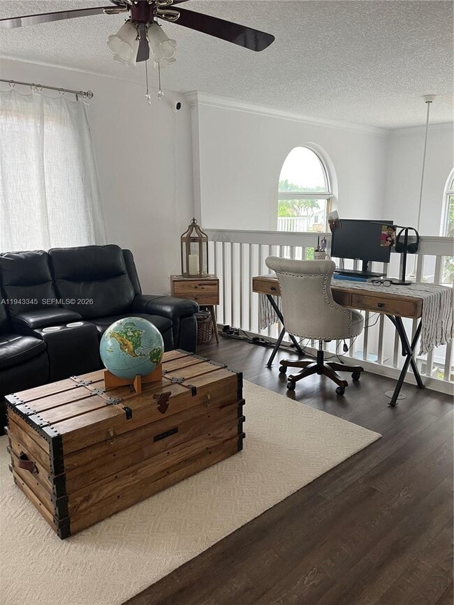 Foto del edificio - 9875 Fairway Cove Ln