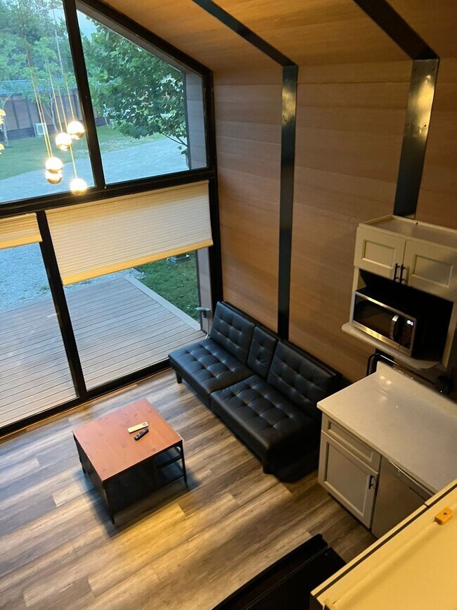 Foto del edificio - 3710 Pheasant St