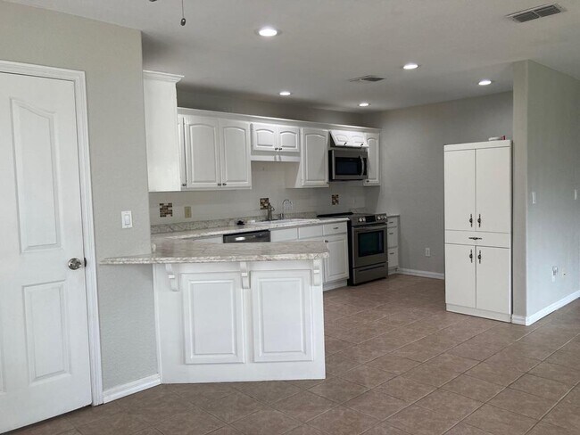 Foto del edificio - 6 Spoonbill Cove Rd