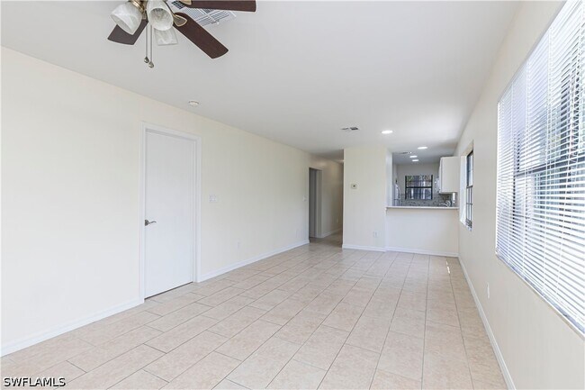 Building Photo - 5343 Treetops Dr