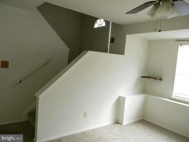 Building Photo - 3504 Old Crown Dr