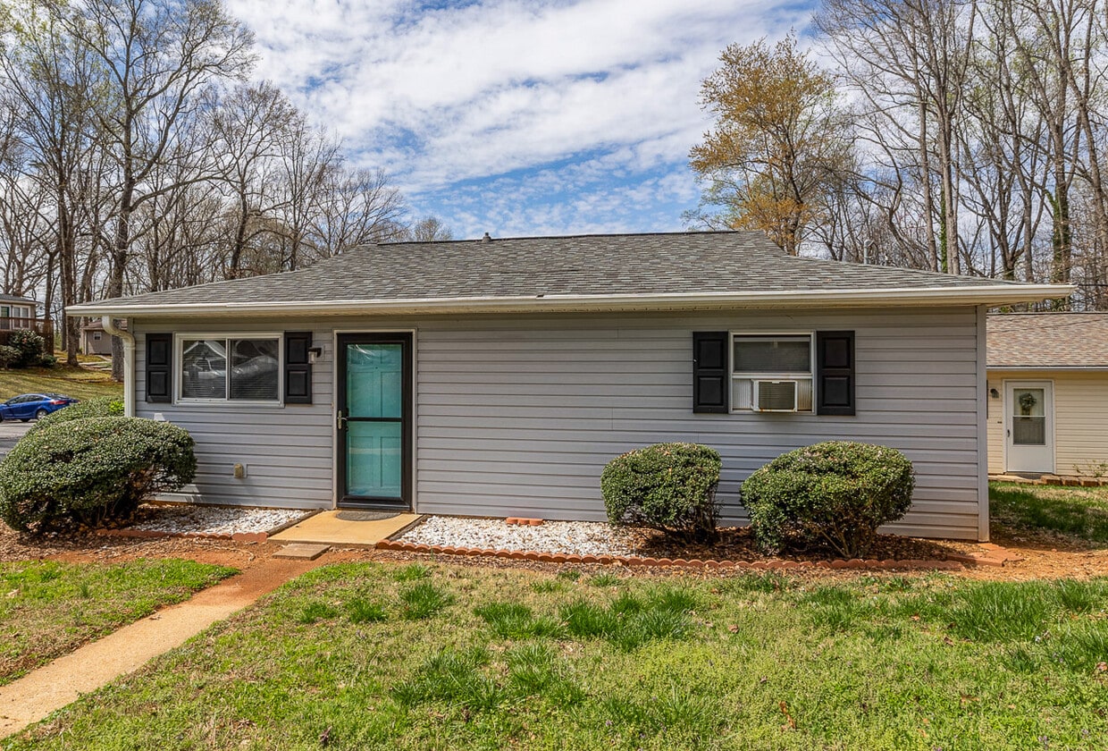 Photo - 34 Kimbell Ct (Greenville, SC)