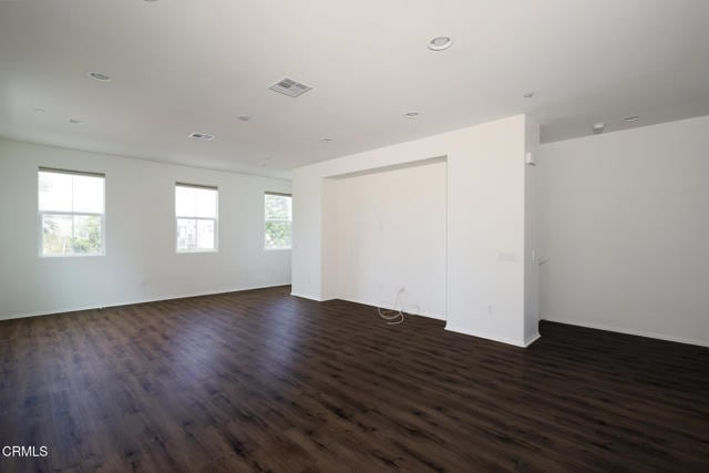 Building Photo - 174 Prairie St