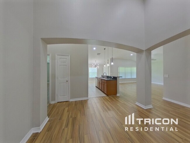 Building Photo - 2420 Cypress Tree Trail