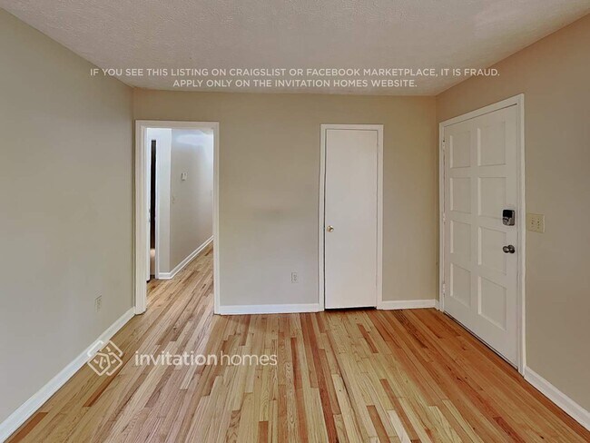Foto del edificio - 5676 Crestwood Dr SW