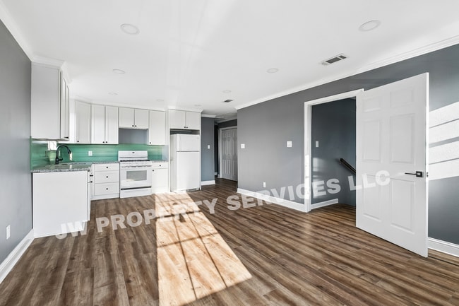 Photo - 2632 Annette St Apartment