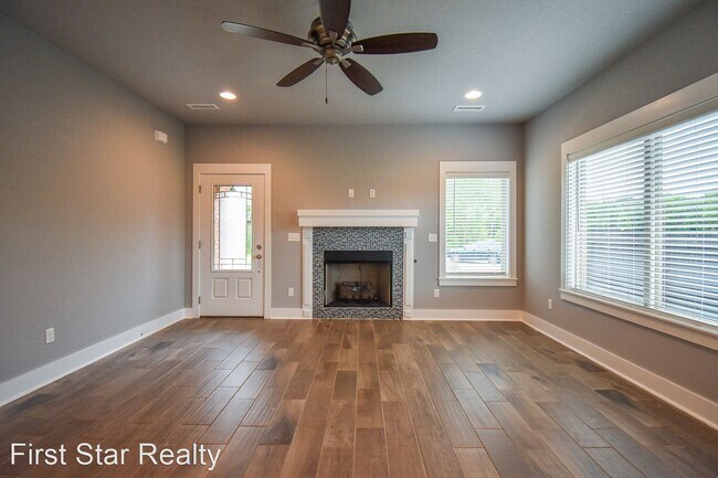 Building Photo - 4 br, 3.5 bath House - 3496 W Cork Lane