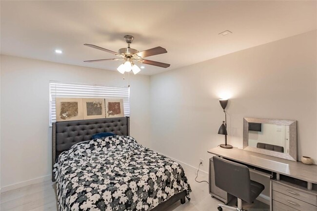 Foto del edificio - 4100 N 58th Ave