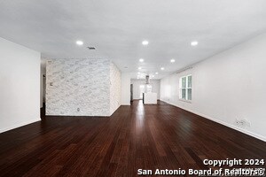 Foto del edificio - 9923 Fall Harvest