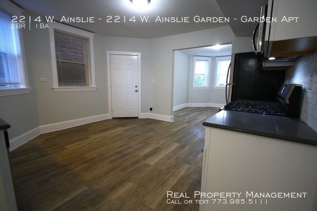 Building Photo - Lincoln Square 2 bedroom 1 bath gut rehab!