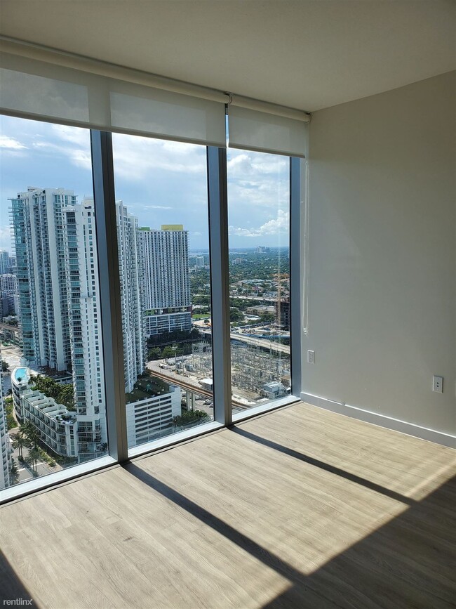 Building Photo - 2 br, 2 bath Condo - 34 SW 1st St Brand Ne...
