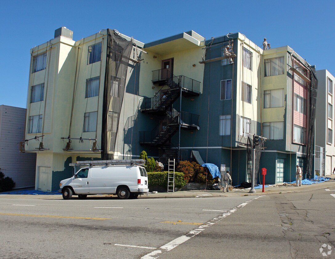 Primary Photo - 838 Anza St