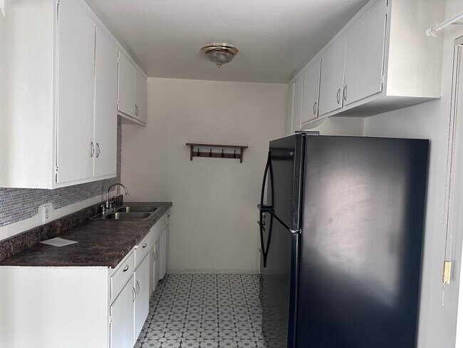 Foto del edificio - 4315 Troost Ave