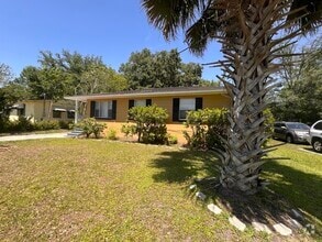 Building Photo - 5605 Mahalia Dr