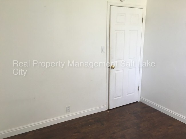 Foto del edificio - 4434 S Rosehaven Ct