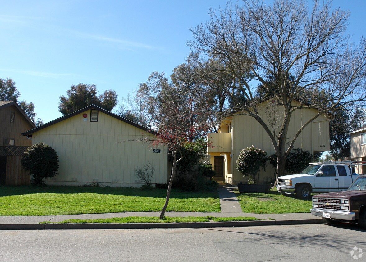 Foto del edificio - 2503 Kenton Ct