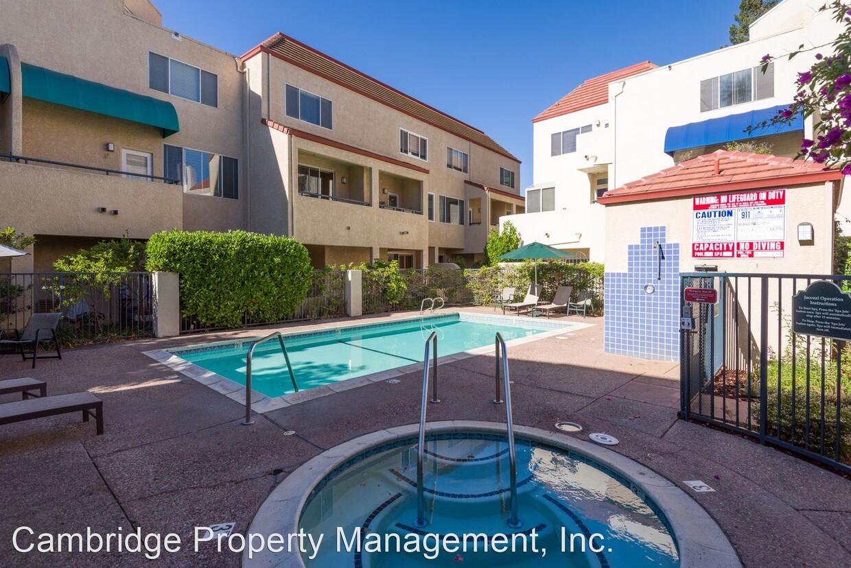 Primary Photo - 2 br, 1.5 bath House - 141 S. California A...