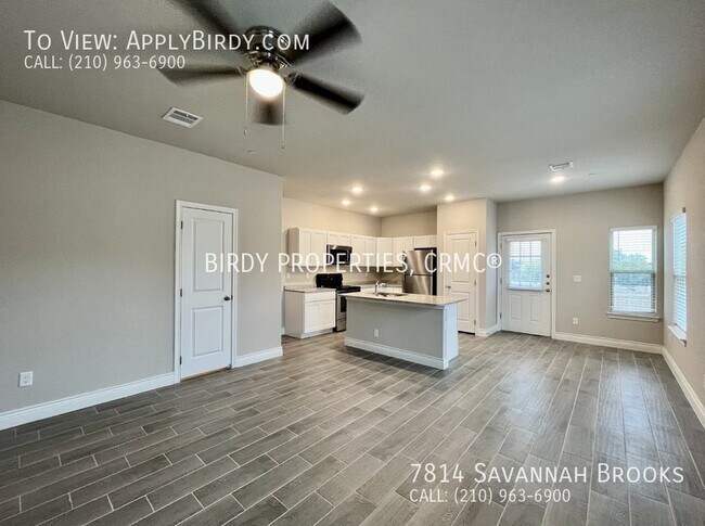 Building Photo - **2 Story, 3 Bed, 2 Bath Home Townhome Loc...