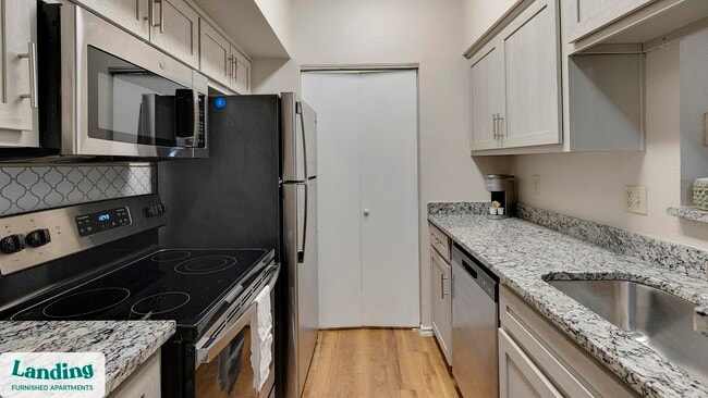 Building Photo - 165 Forestbrook Dr