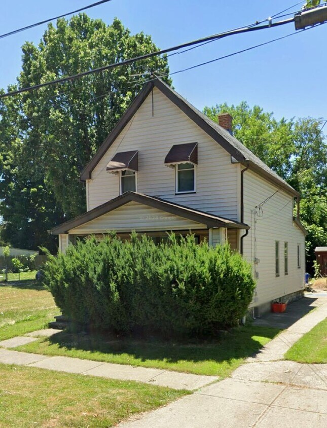 Foto del edificio - Section 8 Accepted! Spacious Newly Renovat...