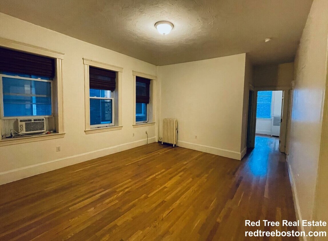 21 Aberdeen St Unit 4, Boston, MA 02215 21 Aberdeen St Boston, MA