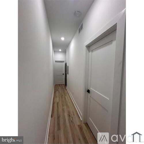 Building Photo - 4525 N 15th St