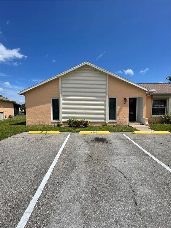 Primary Photo - 49 E Country Cove Way