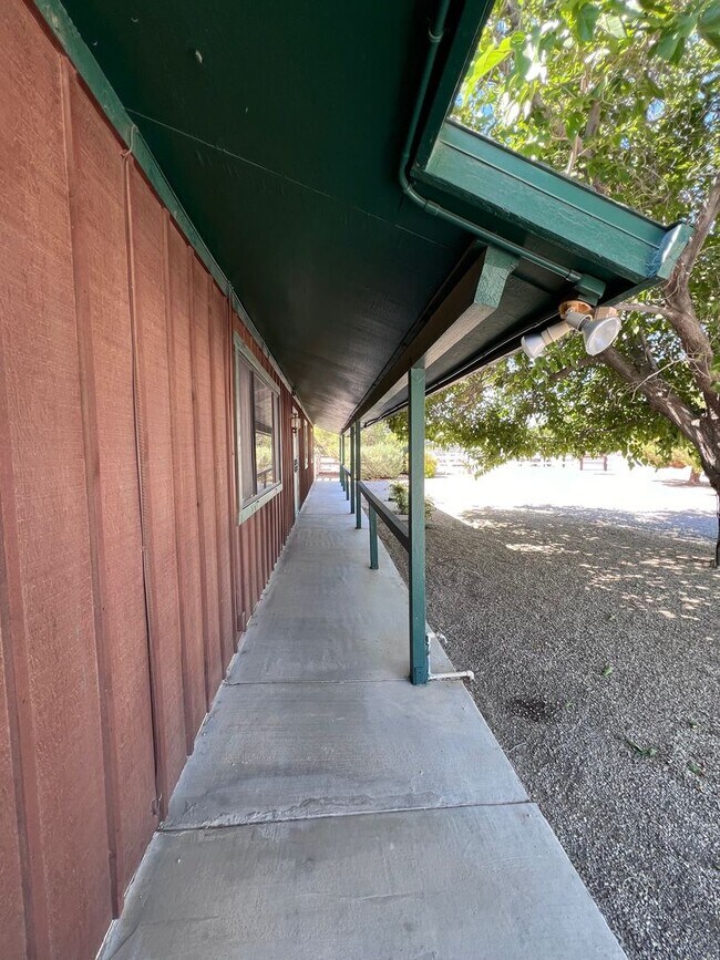 Building Photo - Northwest Valley Horse Property with Stalls