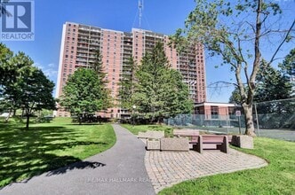 Building Photo - 665 Bathgate Dr