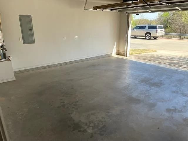 Building Photo - 1708 Chisholm Oaks Loop
