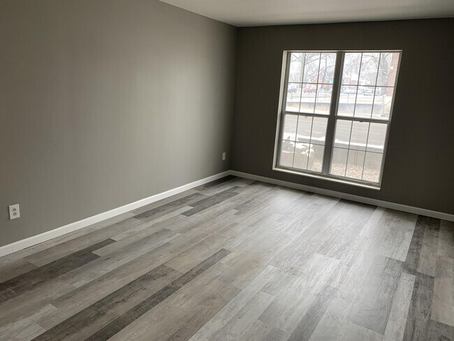 Foto del edificio - 604 Clark St