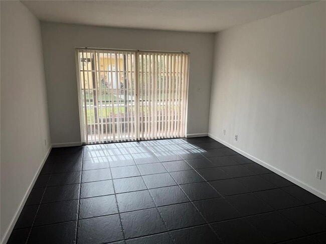 Building Photo - 2964 NW 55th Ave