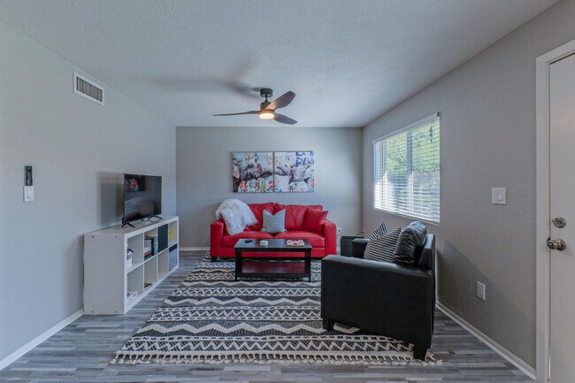 Foto del edificio - 3402 N 32nd St