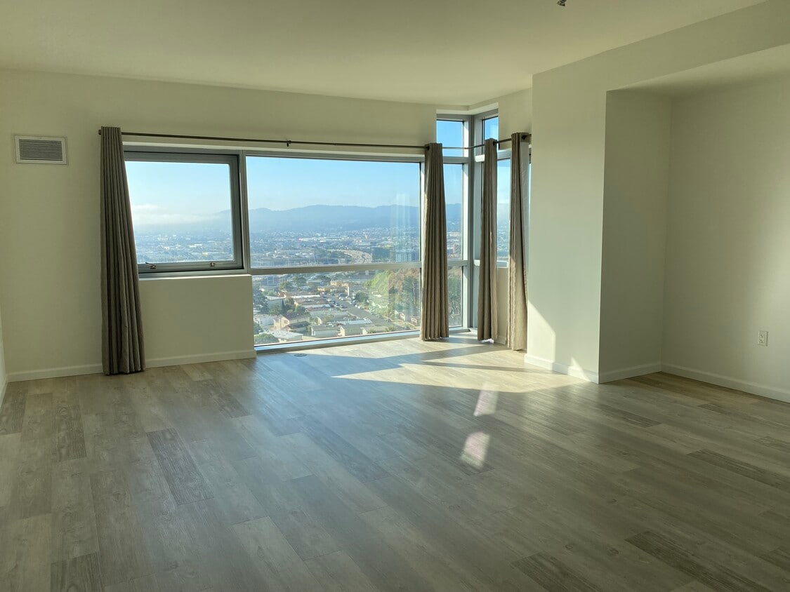 1 Mandalay Pl Unit 901, South San Francisco, CA 94080 Condo for Rent