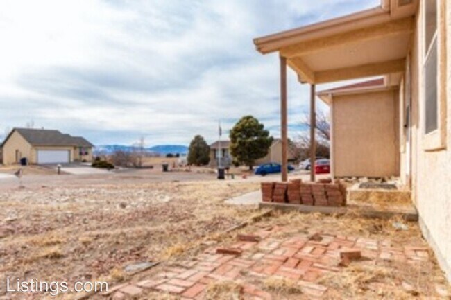 Foto del edificio - 3 br, 2 bath House - 658 S Granby Lane