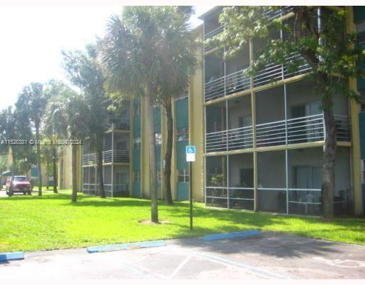 Building Photo - 3700 NW 21st St