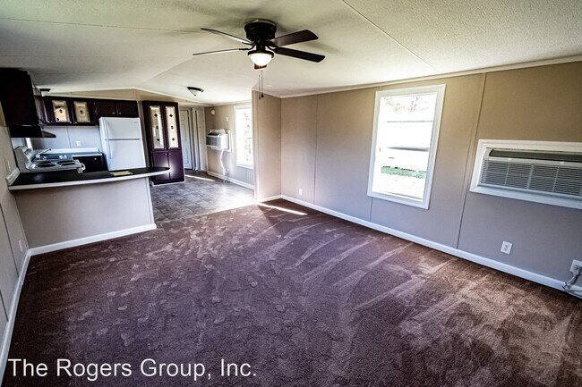 Foto del edificio - 3 br, 2 bath House - 12 Country Ln