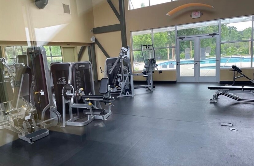 Foto principal - 5807 Hampshire Ln