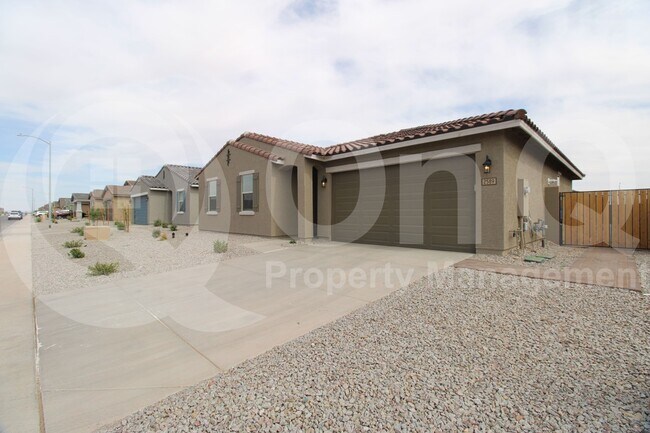 Foto del edificio - 2589 E San Miguel Dr