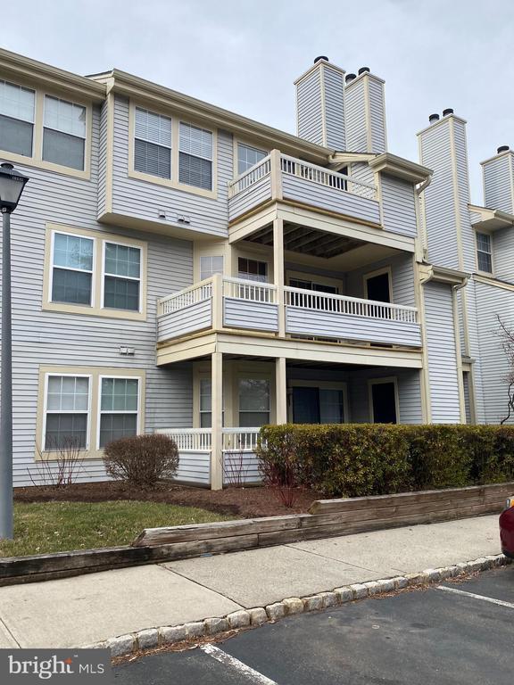 Foto del edificio - 102 Sequoia Ct