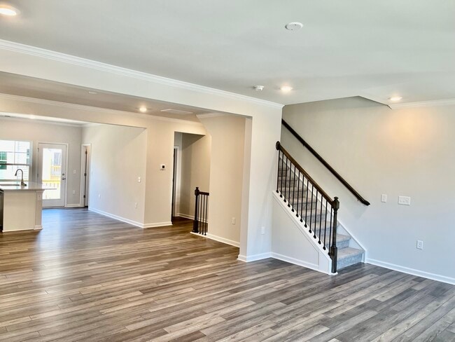 Building Photo - 1009 Belloak Wy