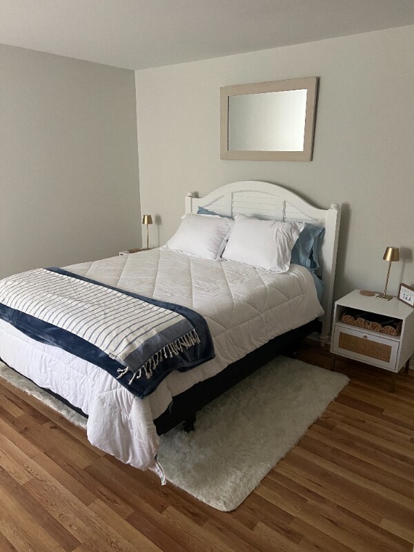 Primary Photo - 2011 N Hwy 17